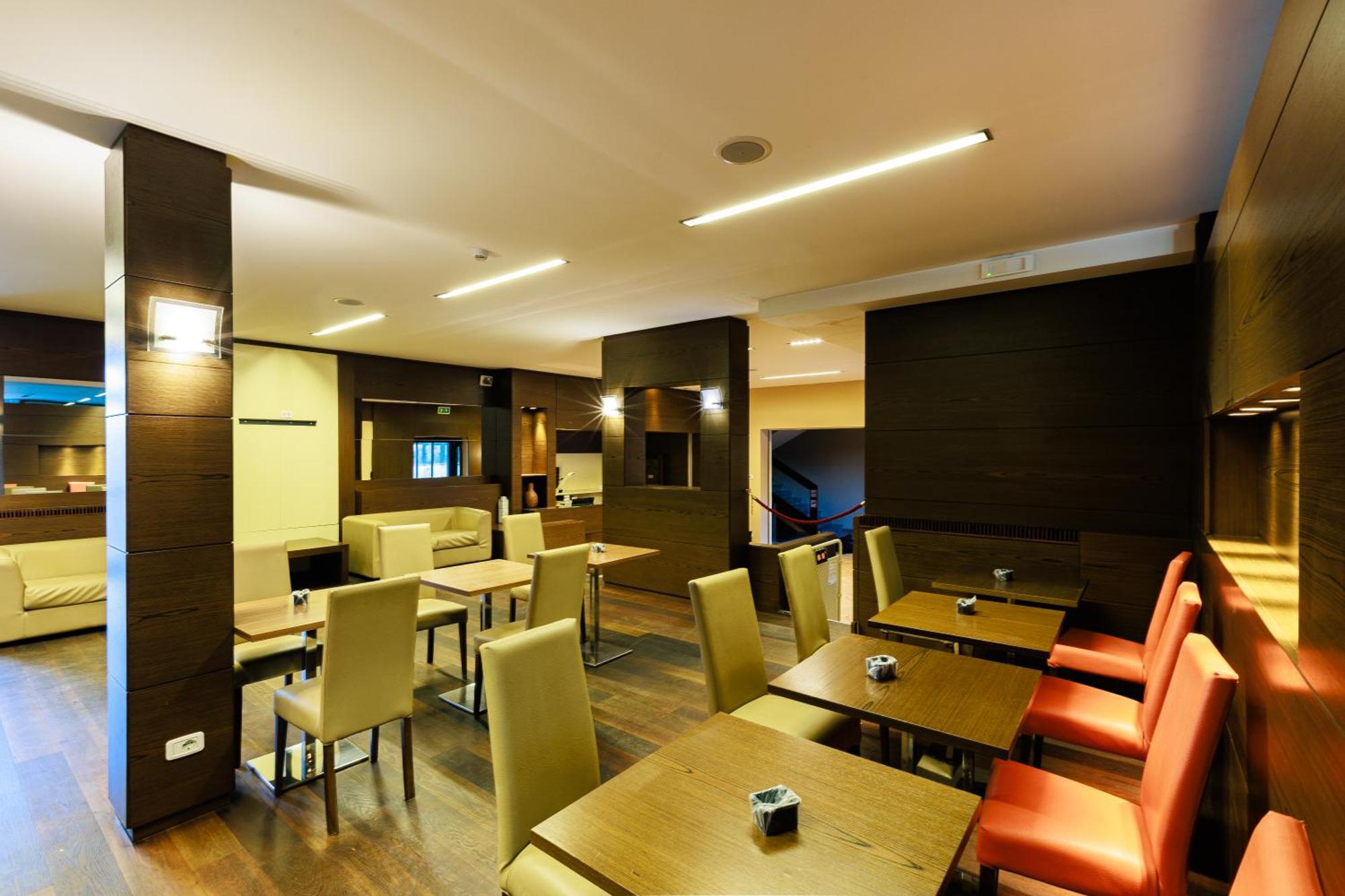 Hotel Villa Delle Rose - Malpensa Oleggio Eksteriør bilde